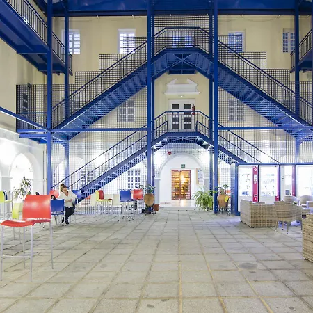 Inturjoven Hostel *